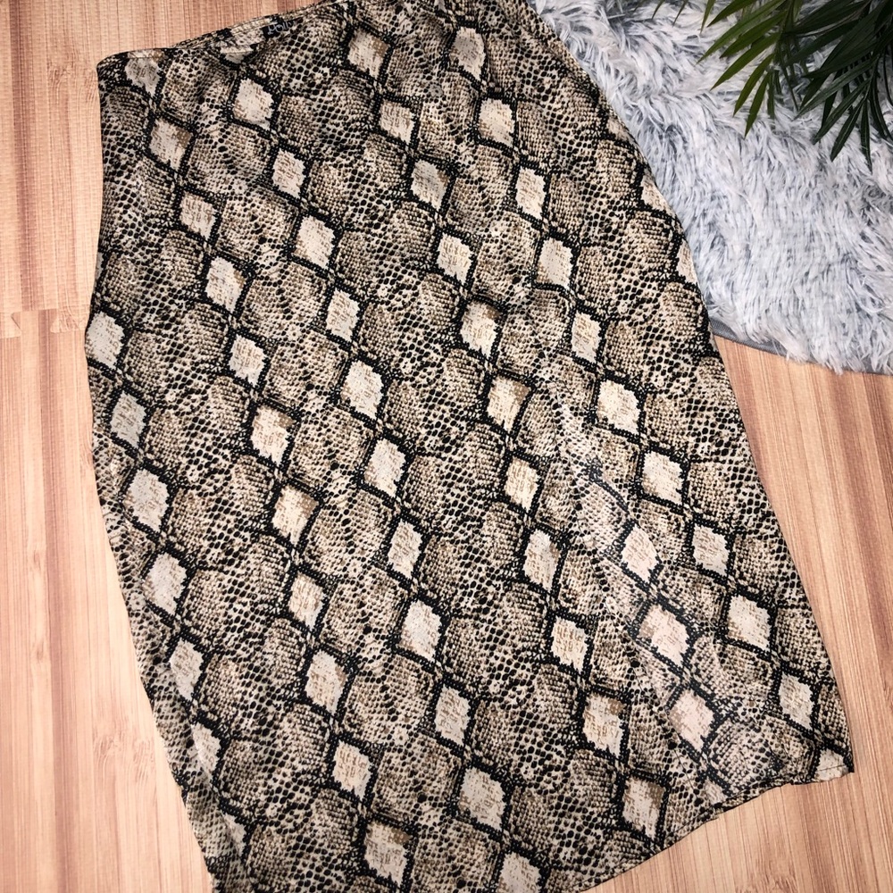 Polly & Esther snakeprint skirt